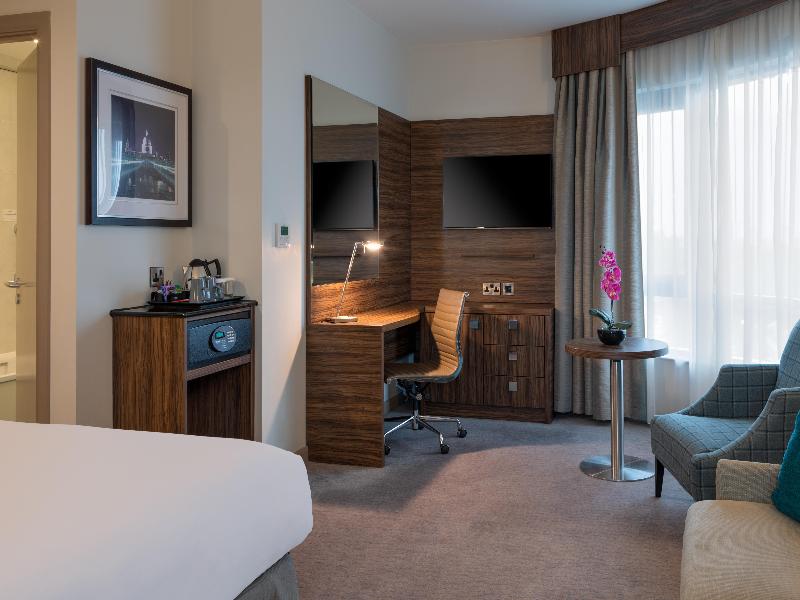 Doubletree By Hilton Angel Kings Cross image