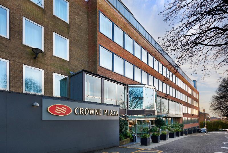 Crowne Plaza London Ealing