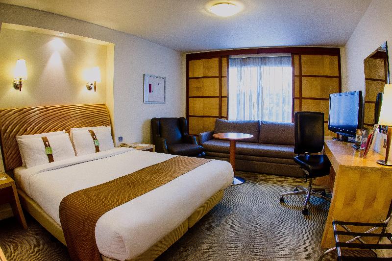 Holiday Inn London-Heathrow M4, Jct.4 image