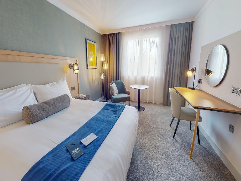 Holiday Inn London-Heathrow M4, Jct.4 image