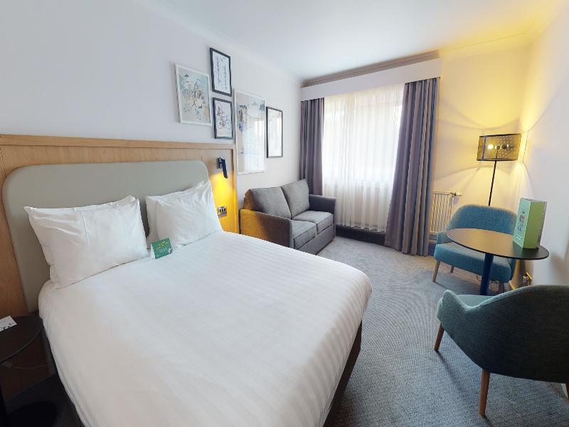 Holiday Inn London-Heathrow M4, Jct.4 image