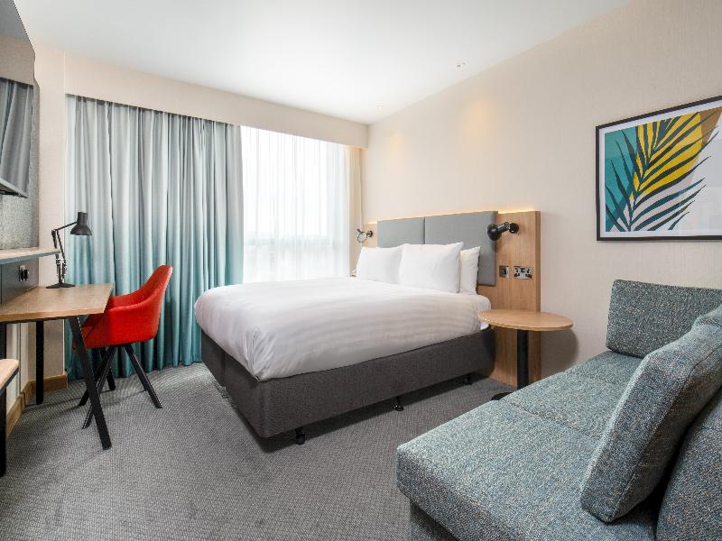 Holiday Inn London-Heathrow M4, Jct.4 image