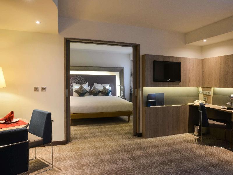 Novotel Cairo Airport image
