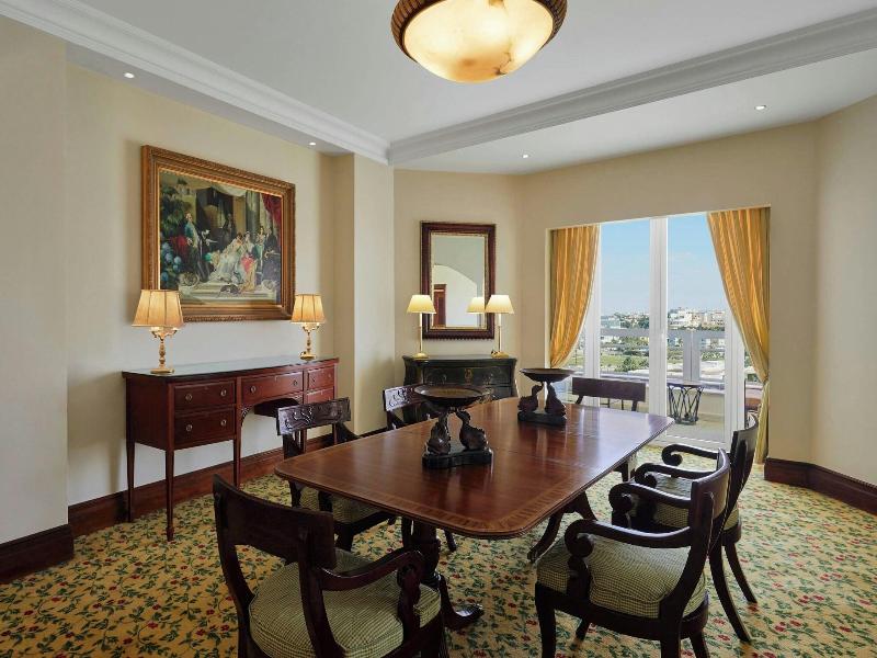 Jw Marriott Hotel Cairo image