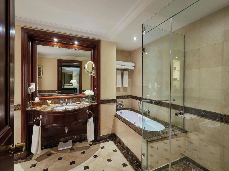 Jw Marriott Hotel Cairo image