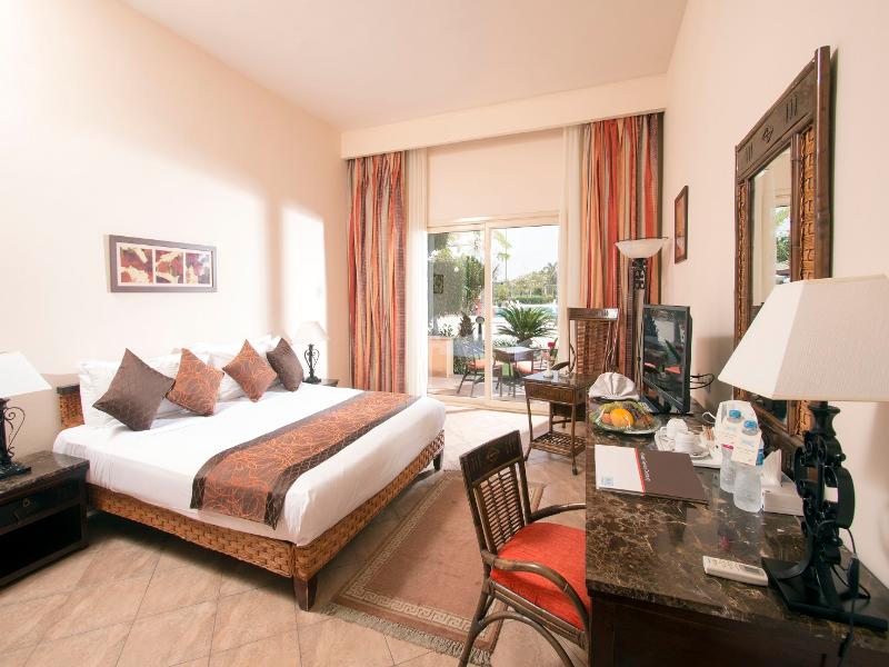 Corner Suite