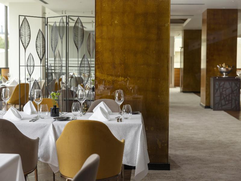 Hilton Prague Atrium image