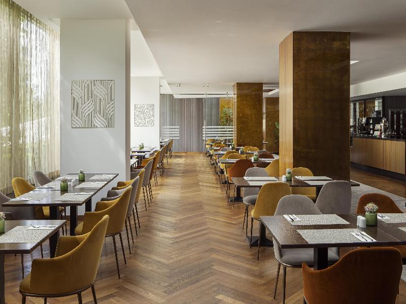 Hilton Prague Atrium image