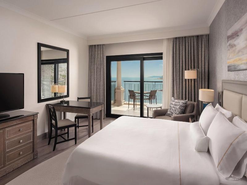 Westin Dragonara Resort image