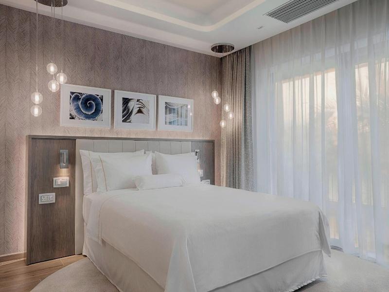 Westin Dragonara Resort image