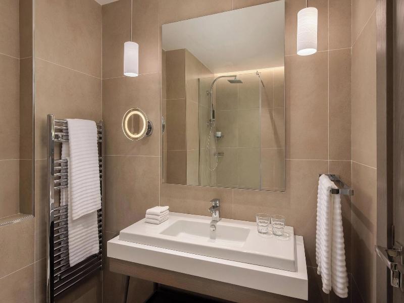 Westin Dragonara Resort image