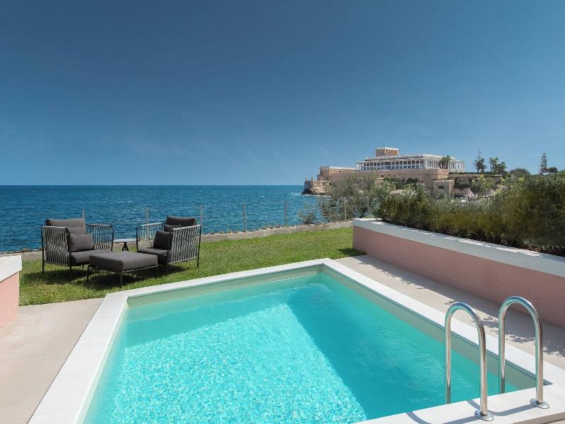 Westin Dragonara Resort image