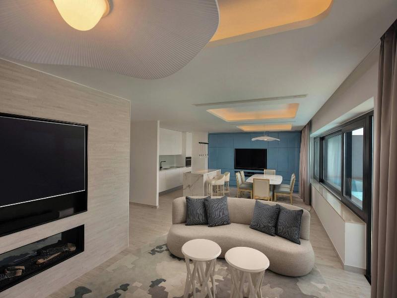 Westin Dragonara Resort image