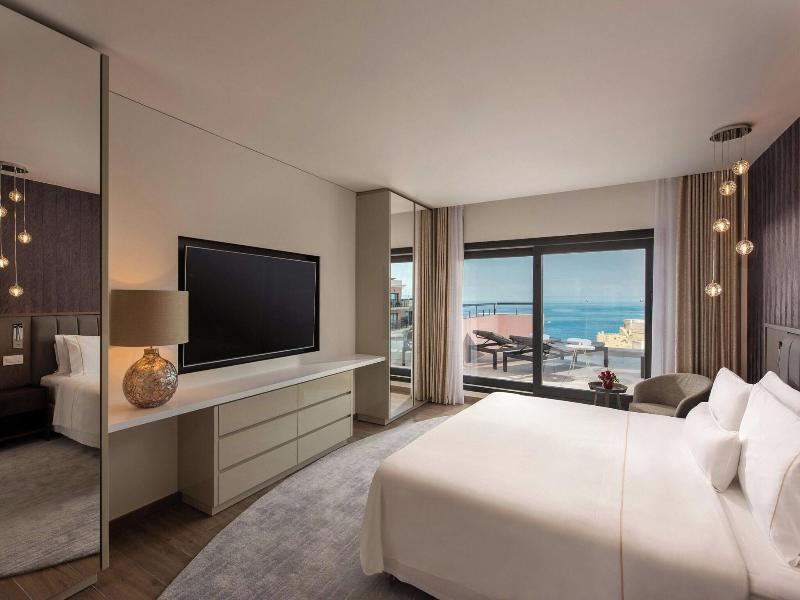 Westin Dragonara Resort image