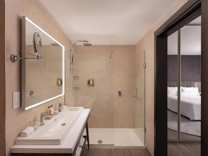 Westin Dragonara Resort image