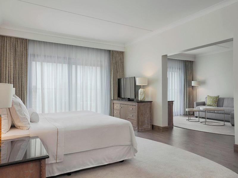 Westin Dragonara Resort image