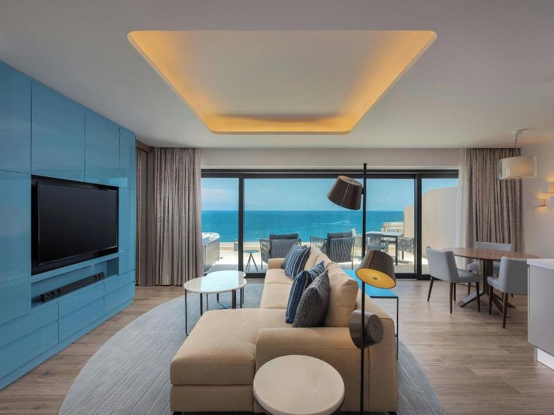 Westin Dragonara Resort image