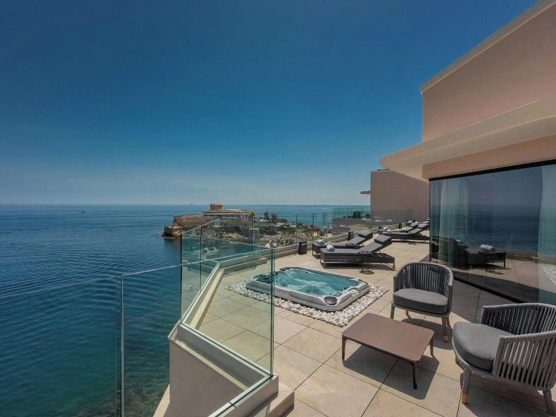 Westin Dragonara Resort image