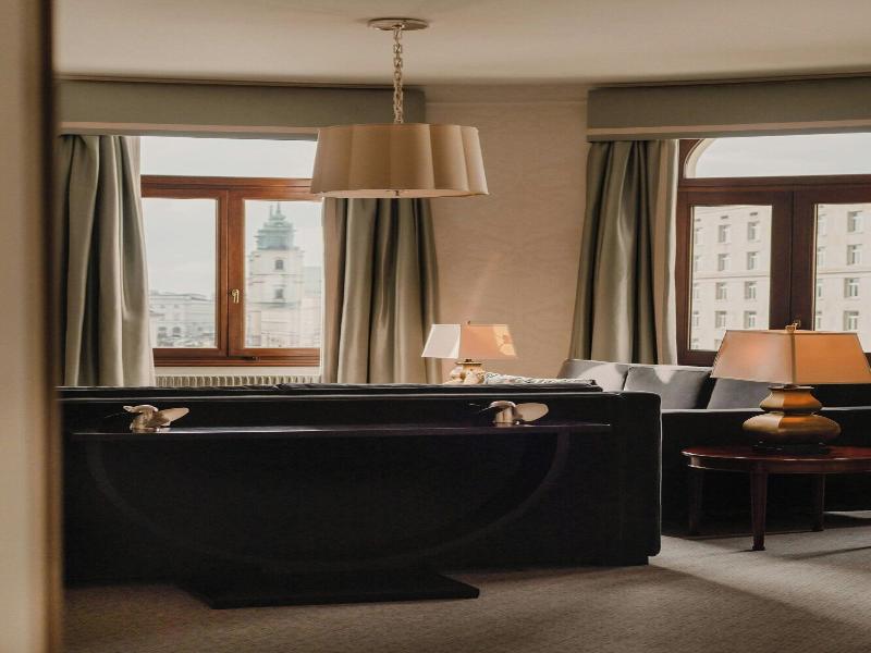 Bristol a Luxury Collection Hotel image