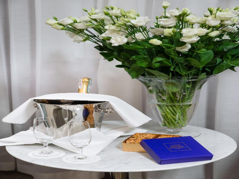 Bristol a Luxury Collection Hotel image