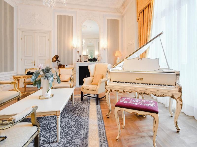 Bristol a Luxury Collection Hotel image