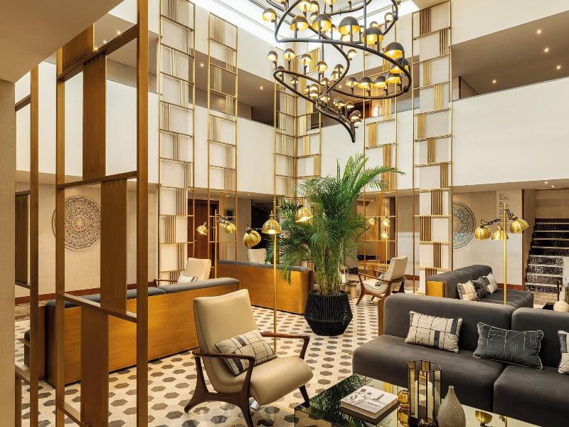 Le Meridien Dubai Hotel & Conference Centre image