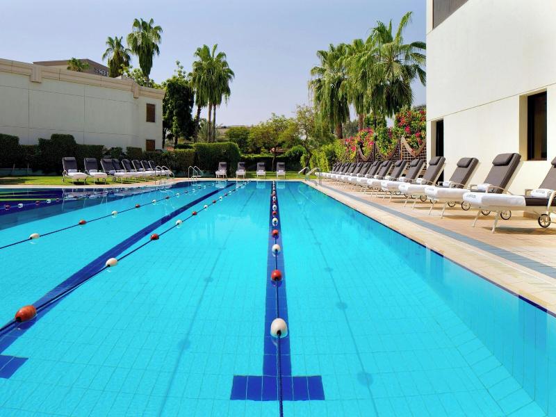 Le Meridien Dubai Hotel & Conference Centre image