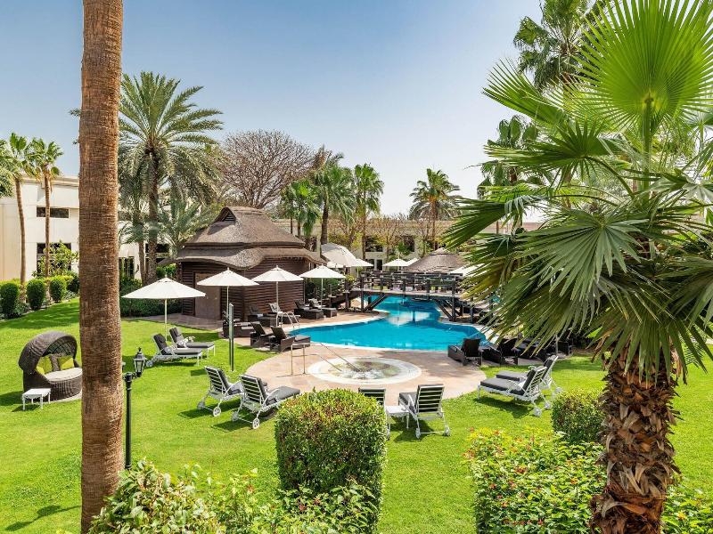 Le Meridien Dubai Hotel & Conference Centre image