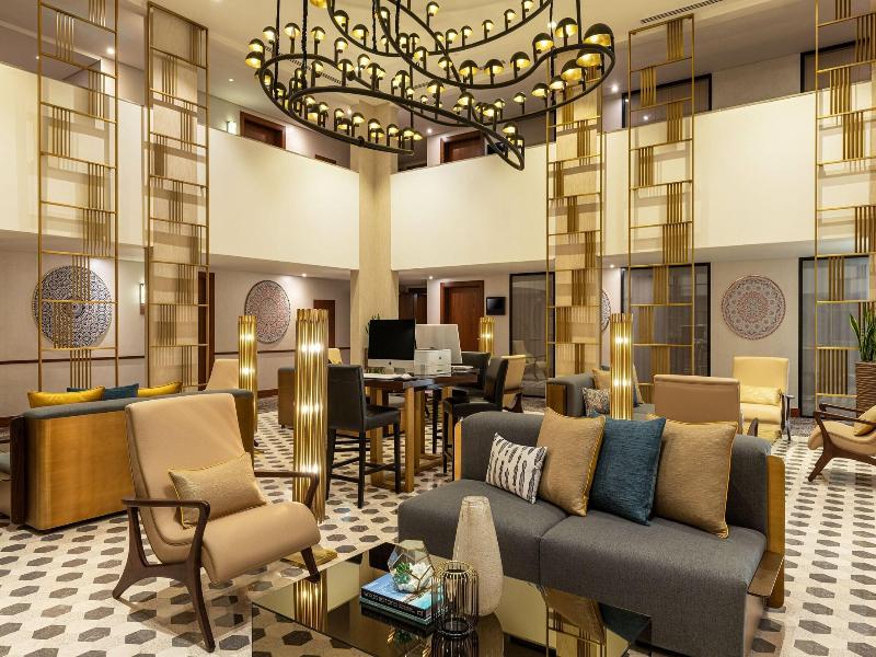 Le Meridien Dubai Hotel & Conference Centre image
