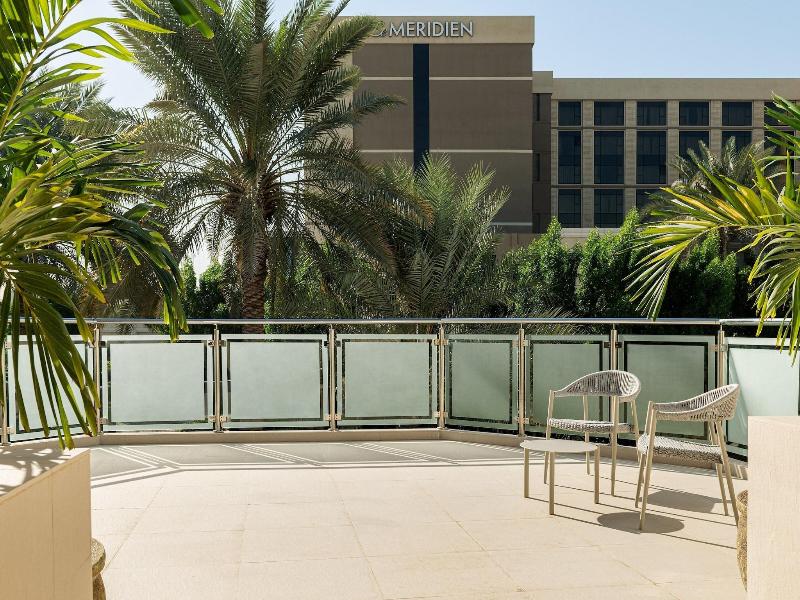 Le Meridien Dubai Hotel & Conference Centre image