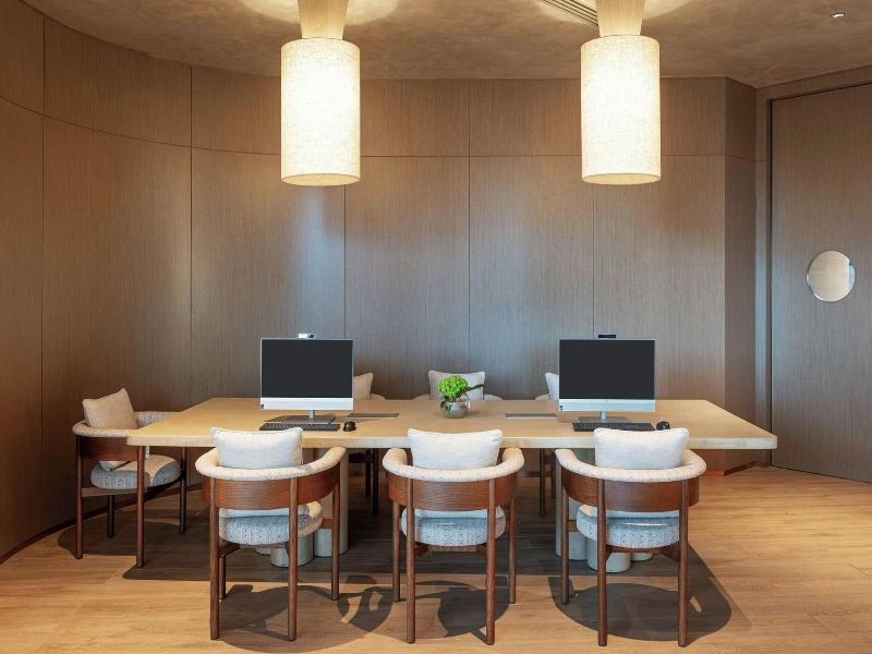 Sheraton Jumeirah Beach Resort image
