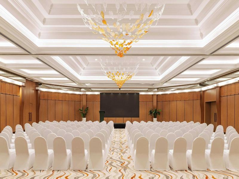 Sheraton Jumeirah Beach Resort image