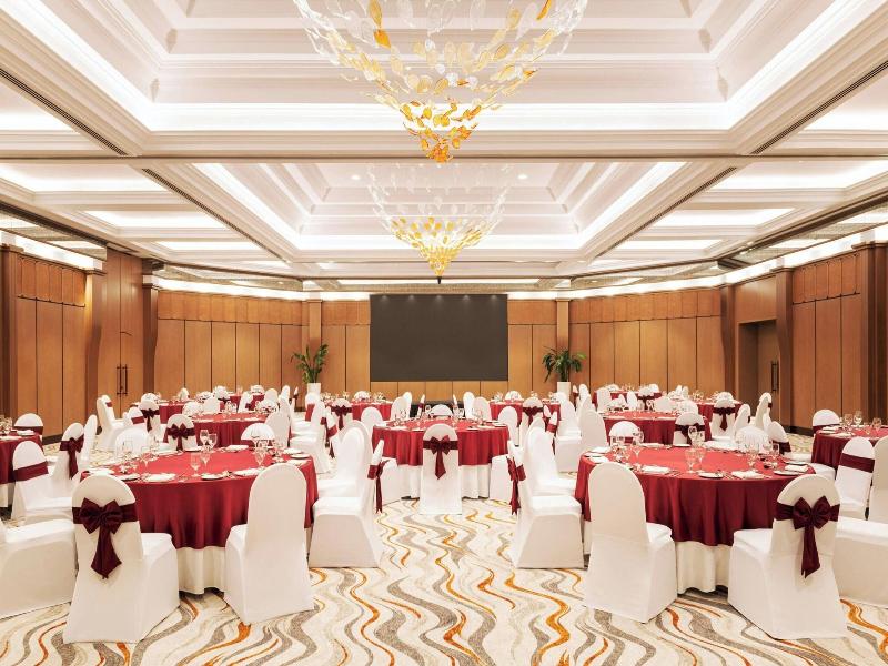 Sheraton Jumeirah Beach Resort image