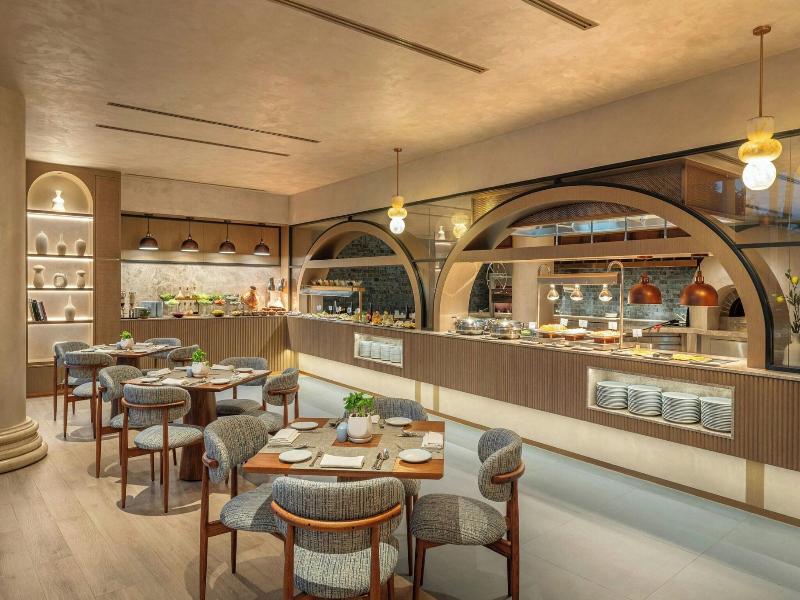 Sheraton Jumeirah Beach Resort image