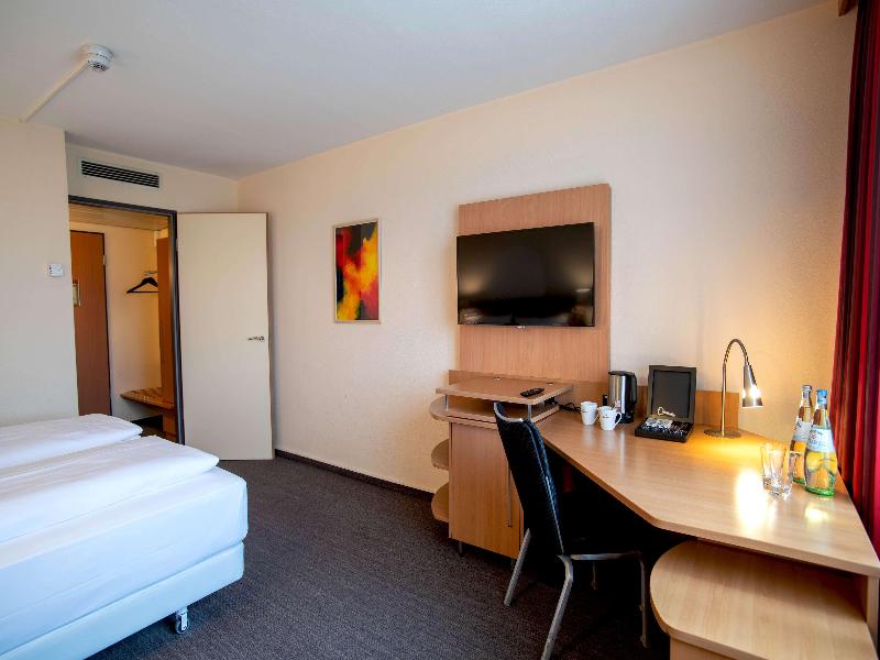 BW Conference Airporthotel Frankfurt-Moerfelden image