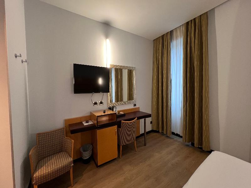 Hotel Igea image