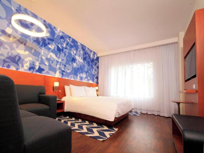Marriott Puebla Hotel Meson del Angel image