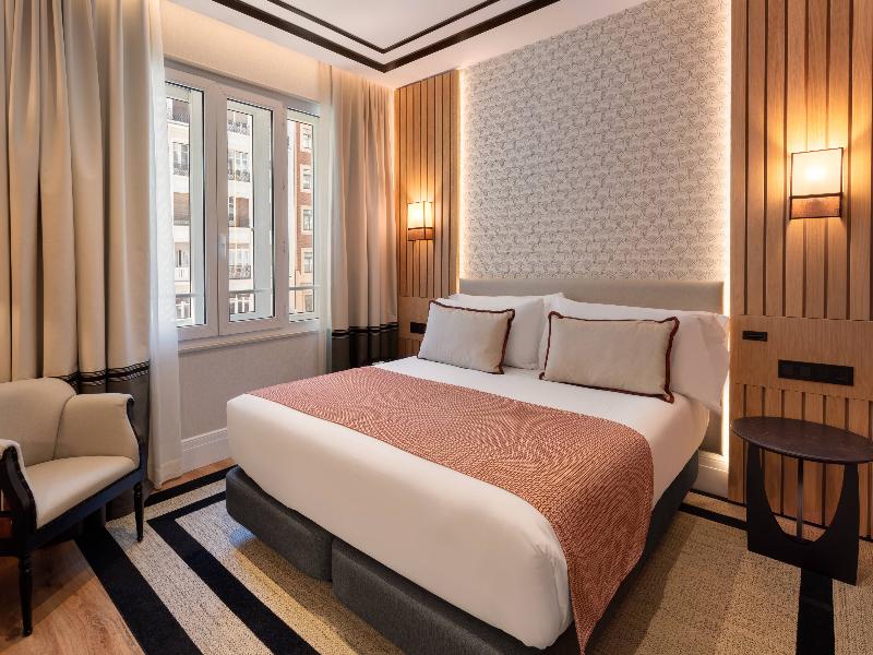 Catalonia Plaza España Hotel & Spa image