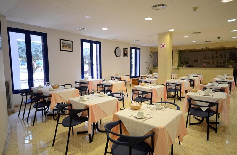 hotel octavia Cadaqués image