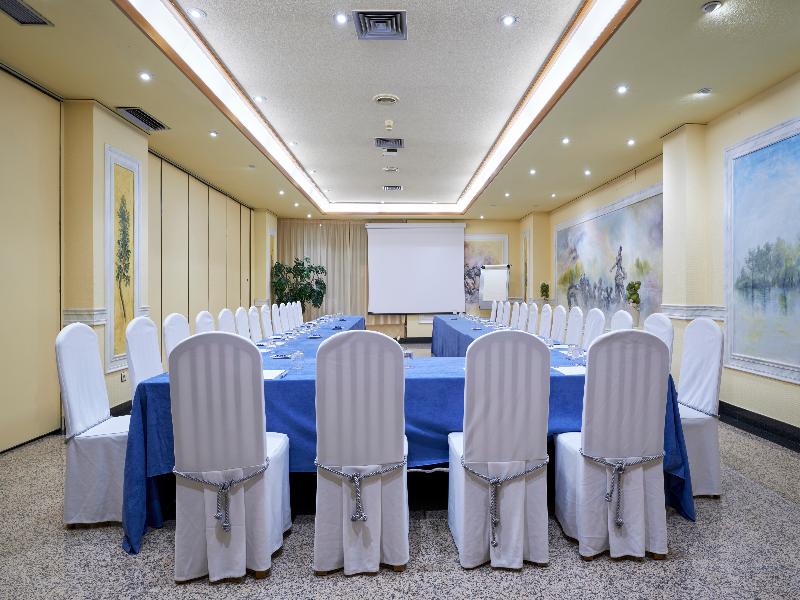 Hotel AR Los Arcos image
