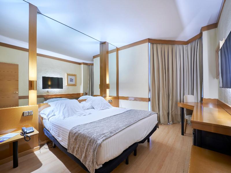Hotel AR Los Arcos image