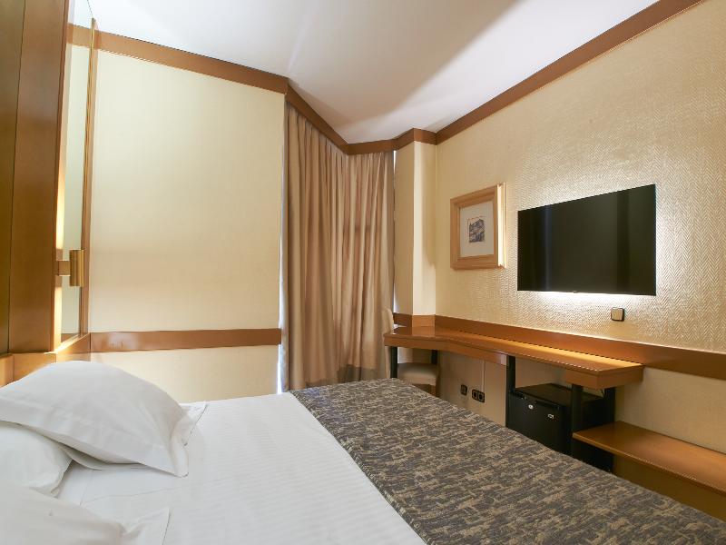 Hotel AR Los Arcos image