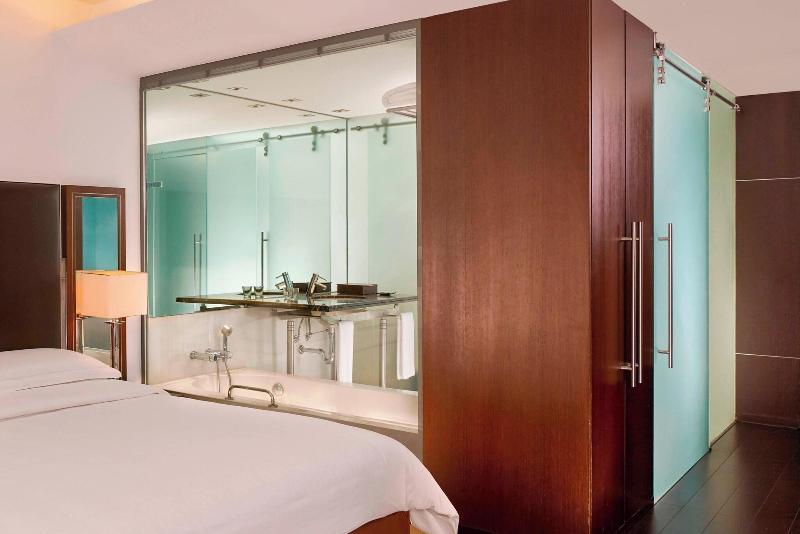 Sheraton Porto Hotel & Spa image