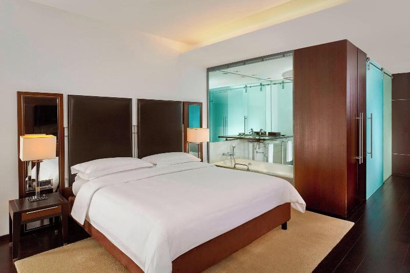 Sheraton Porto Hotel & Spa image