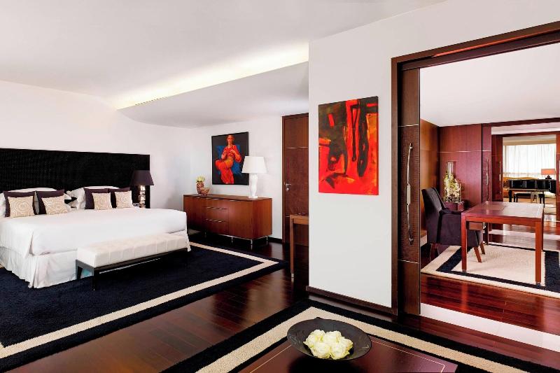 Sheraton Porto Hotel & Spa image