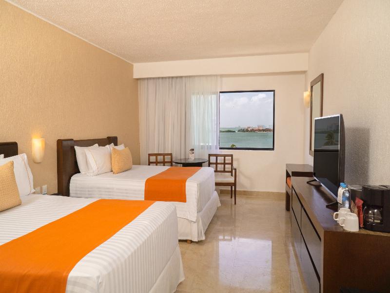 Flamingo Cancun All Inclusive image