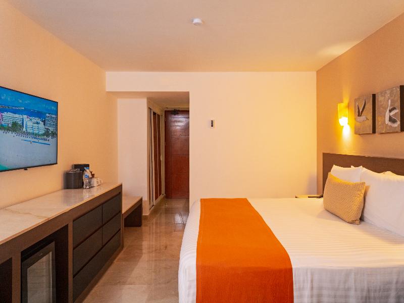 Flamingo Cancun All Inclusive image