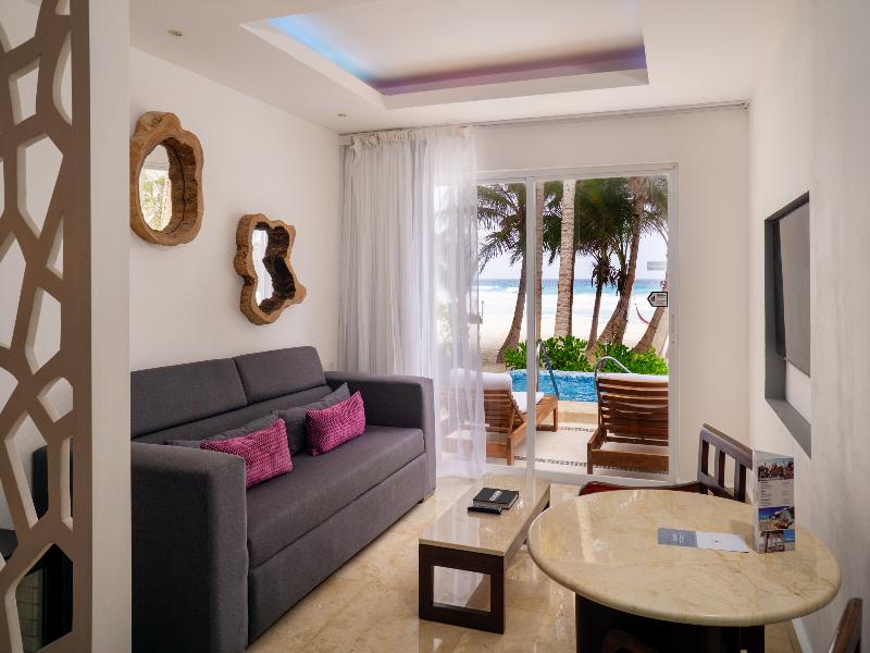 Flamingo Cancun All Inclusive image