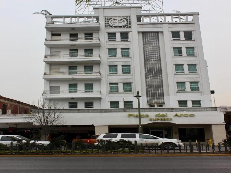 Plaza del Arco Express image
