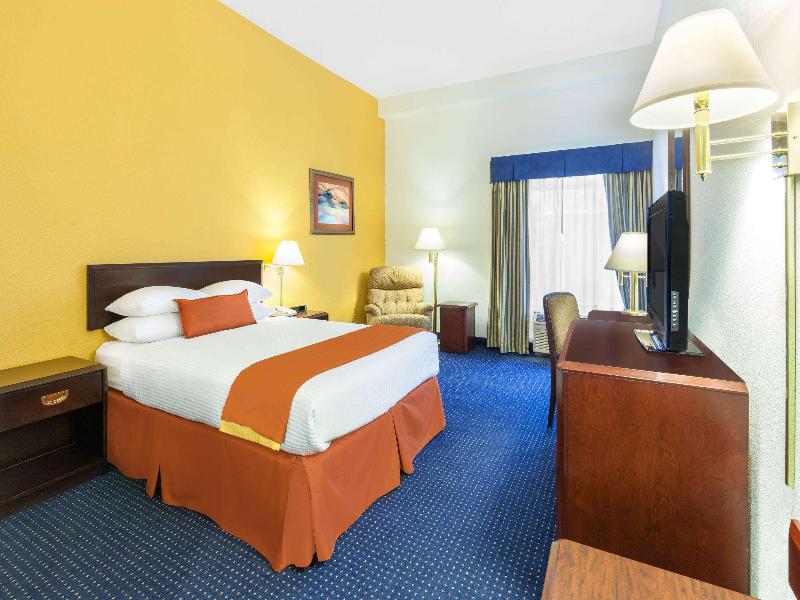 Wyndham Garden Monterrey Norte image